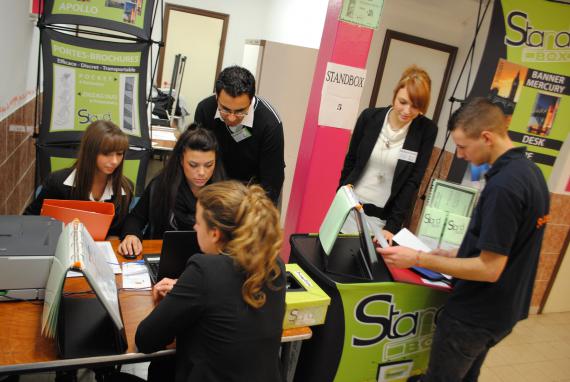 Chaque année, les Entreprises d'entrainement pédagogique tiennent leur foire commerciale.