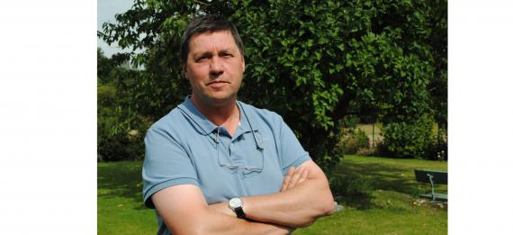 Nico Hirtt : « On forme des travailleurs adaptables, pas des acteurs de changement ».