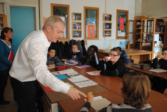 « Ce qui m’importe avant tout, c’est de réconcilier les élèves avec l’école », explique Jean-Louis Bertholomé.