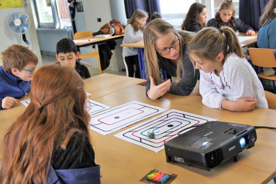 Alicia Debremaeker : « Le numérique entre dans les pratiques pédagogiques de notre école ».