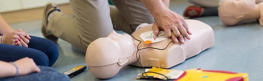 L'appel à projets s'adresse aux enseignants en éducation physique de l'enseignement secondaire qui souhaitent se former aux gestes qui sauvent ET transmettre leurs compétences à leurs élèves.