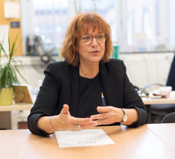 La phobie scolaire n’est pas de la faute des enseignants : elle est plurifactorielle.
